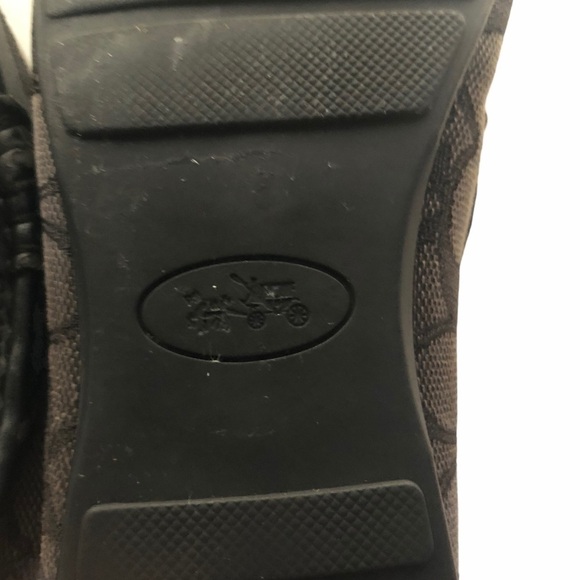 Coach embossed leather Olive loafers - Picture 7 of 10